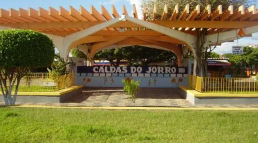 https://www.excursoessalvador.com.br/products/uploads/_original/excursao-caldas-do-jorro-tracupa-e-tucano-881180.jpg